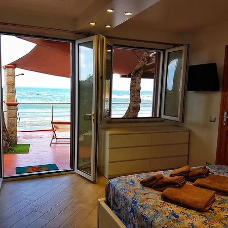 Brezza Marina Gasthof 2*