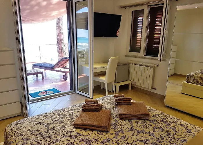 Brezza Marina Vendégház